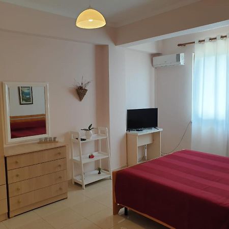 Jozi Kaiser Apartment 3 Дуррес Экстерьер фото
